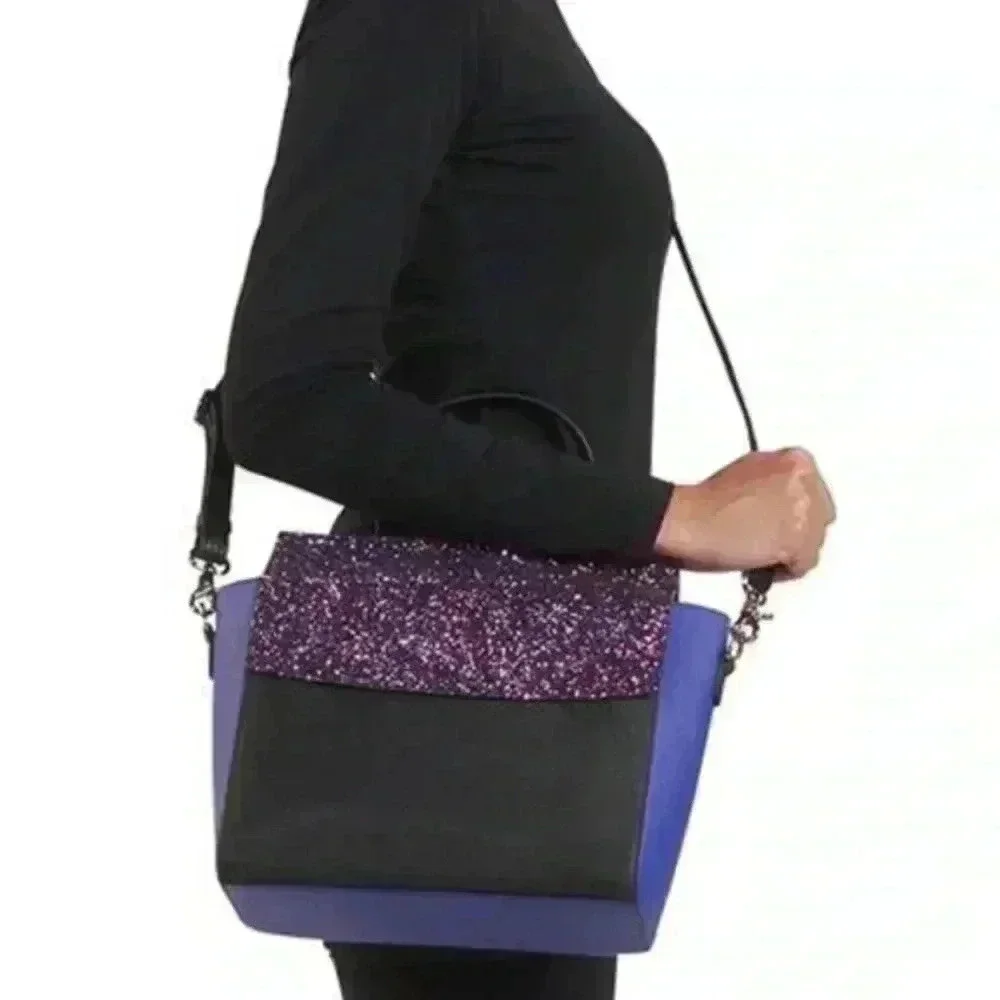 CONCEALED CARRY BAG GLITTER RFID CROSSBODY SPARKLE PURSE – GUN TOTE’N MAMAS - Picture 6 of 7
